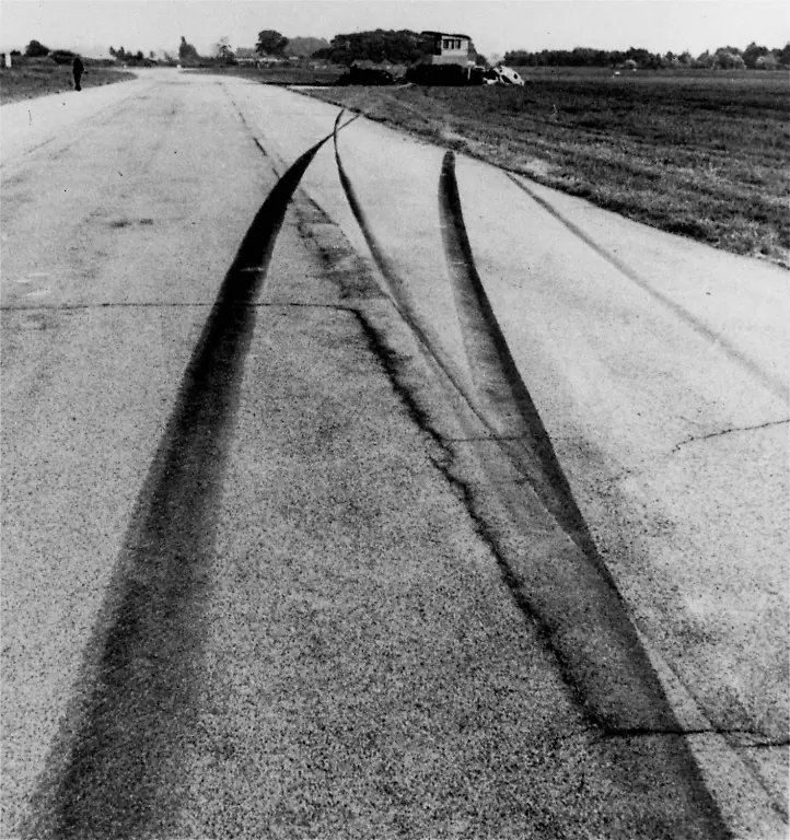 AP700602025-3