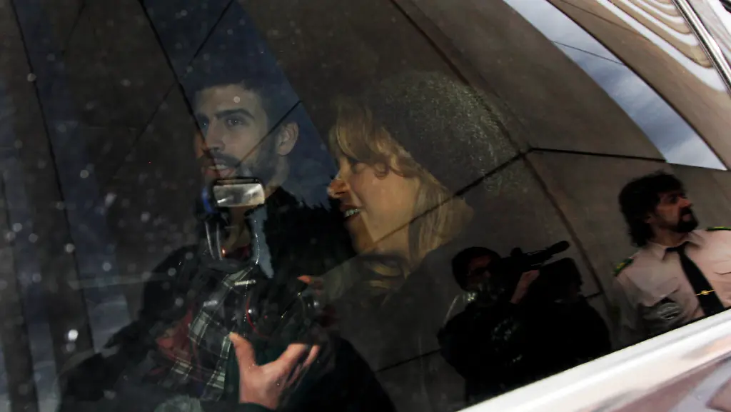 Shakiras-Bruder-faehrt-die-junge-Familie-nach-Hause