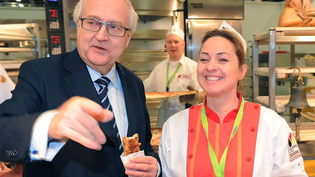 39j12710-jpg2417357457512191182