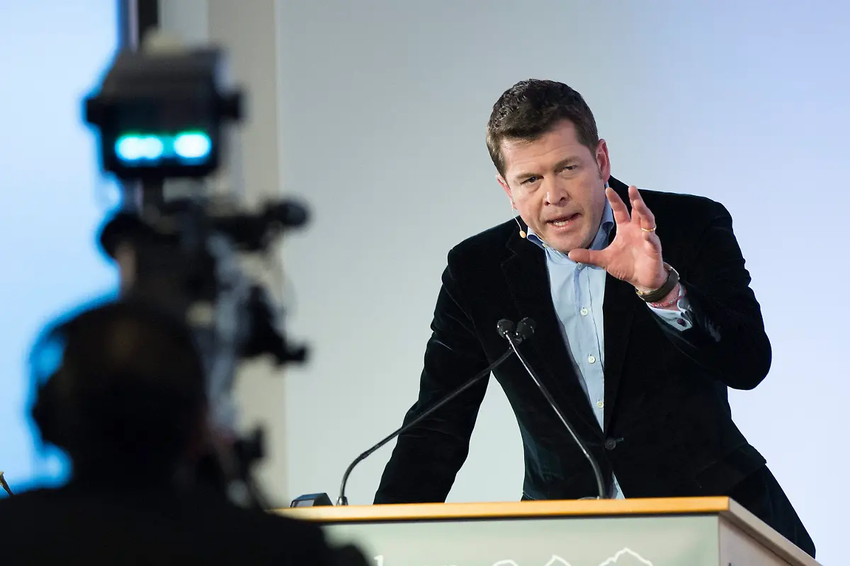 39du1042-jpg1973334312724170738