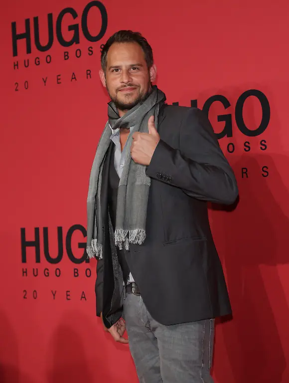 39fa3857-jpg1771141119581019210