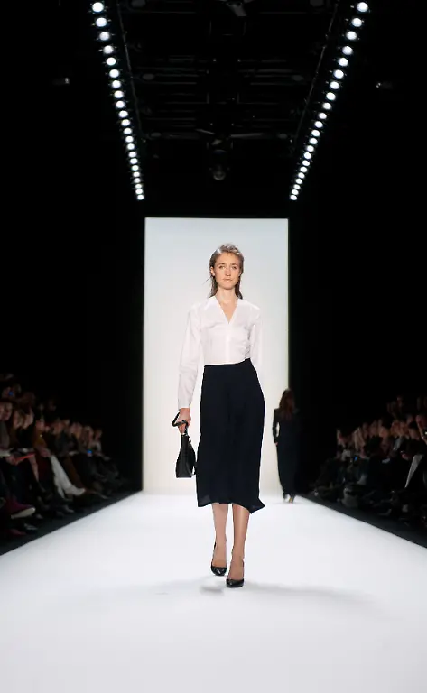 DI10379-20130115-jpg5001661631239875373