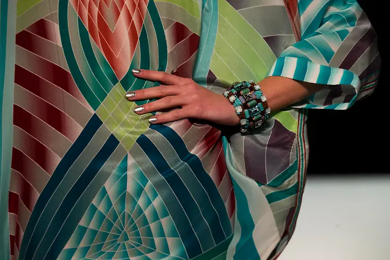 DAB2937-20130118-jpg3743602875013192842