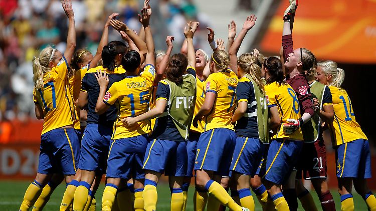 Schwedischer Jubel: Drei Toren gegen Australien stand nur ein Treffer für Australien gegenüber. Das heißt: WM-Halbfinale und Olympia sind gebucht.