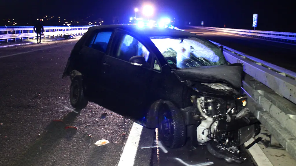 DI10044-20130113-jpg5024026152570131400