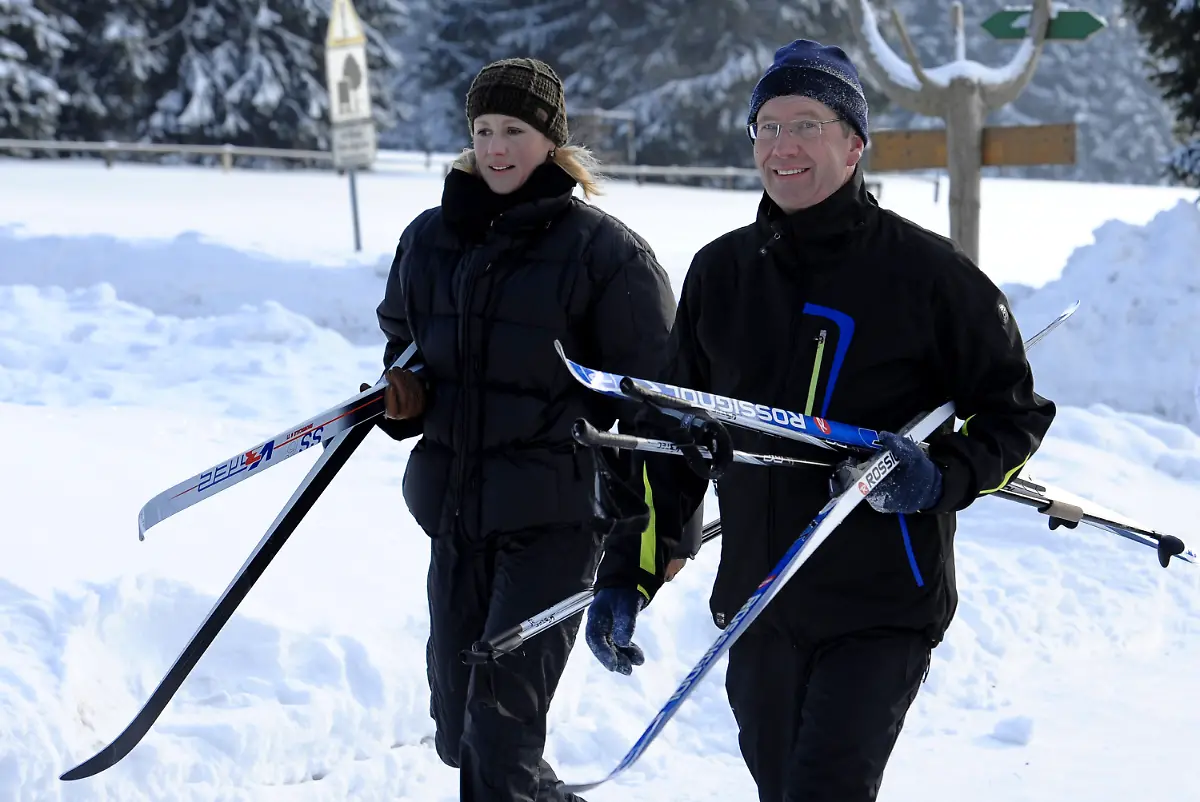 DI30090-20130107-jpg857453637751516249