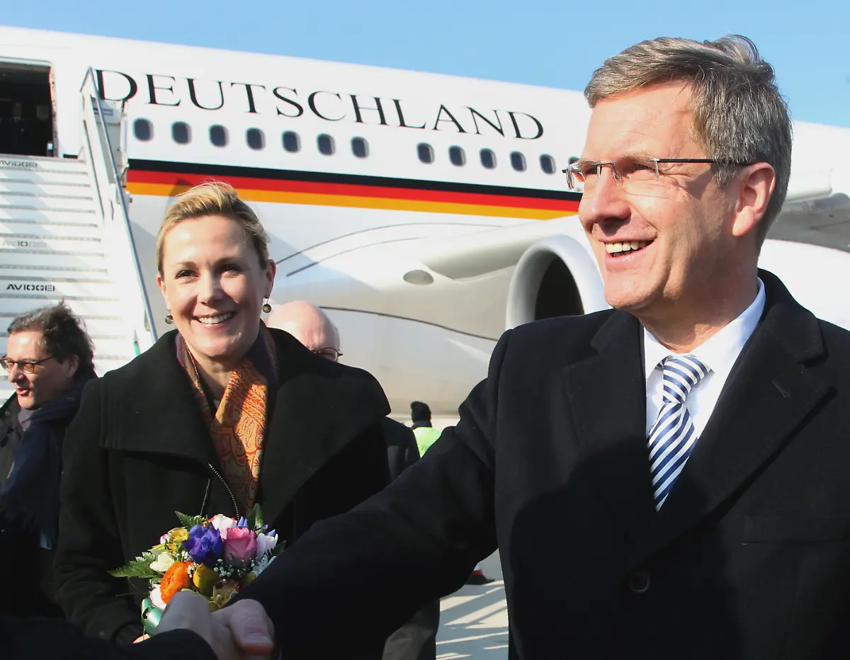 398c1636-jpg1306517935078276725