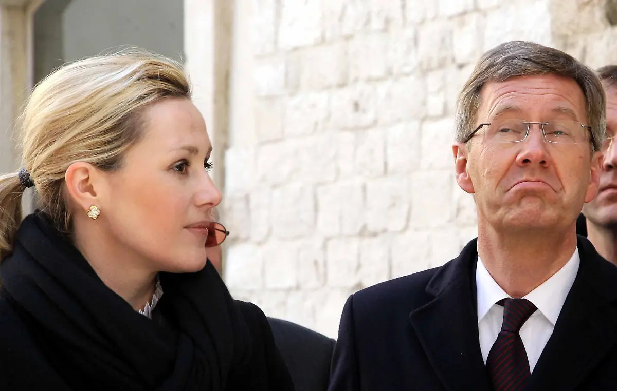 398b2831-jpg2260240248774379612