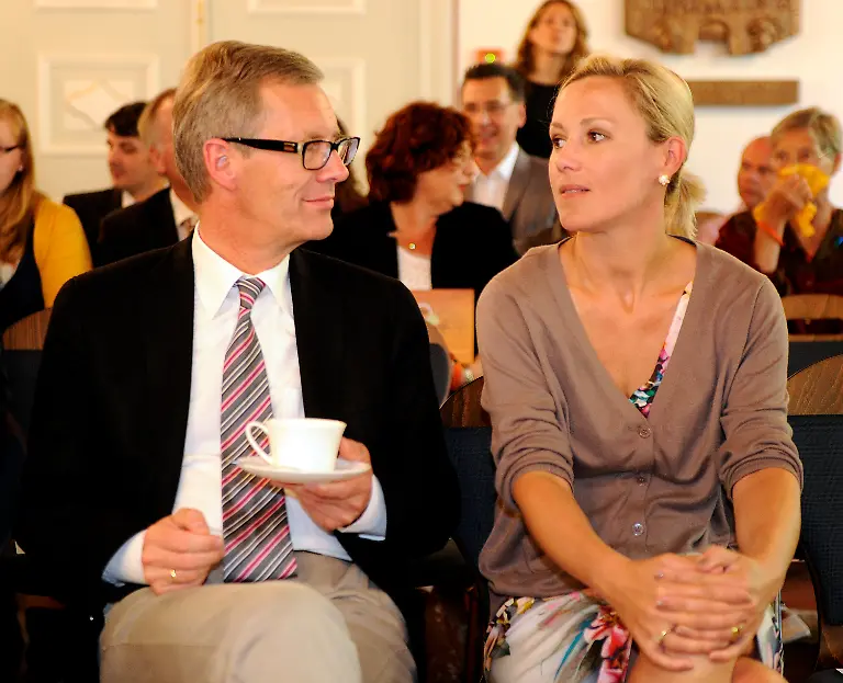 DI10079-20130107-jpg2744327473376947935