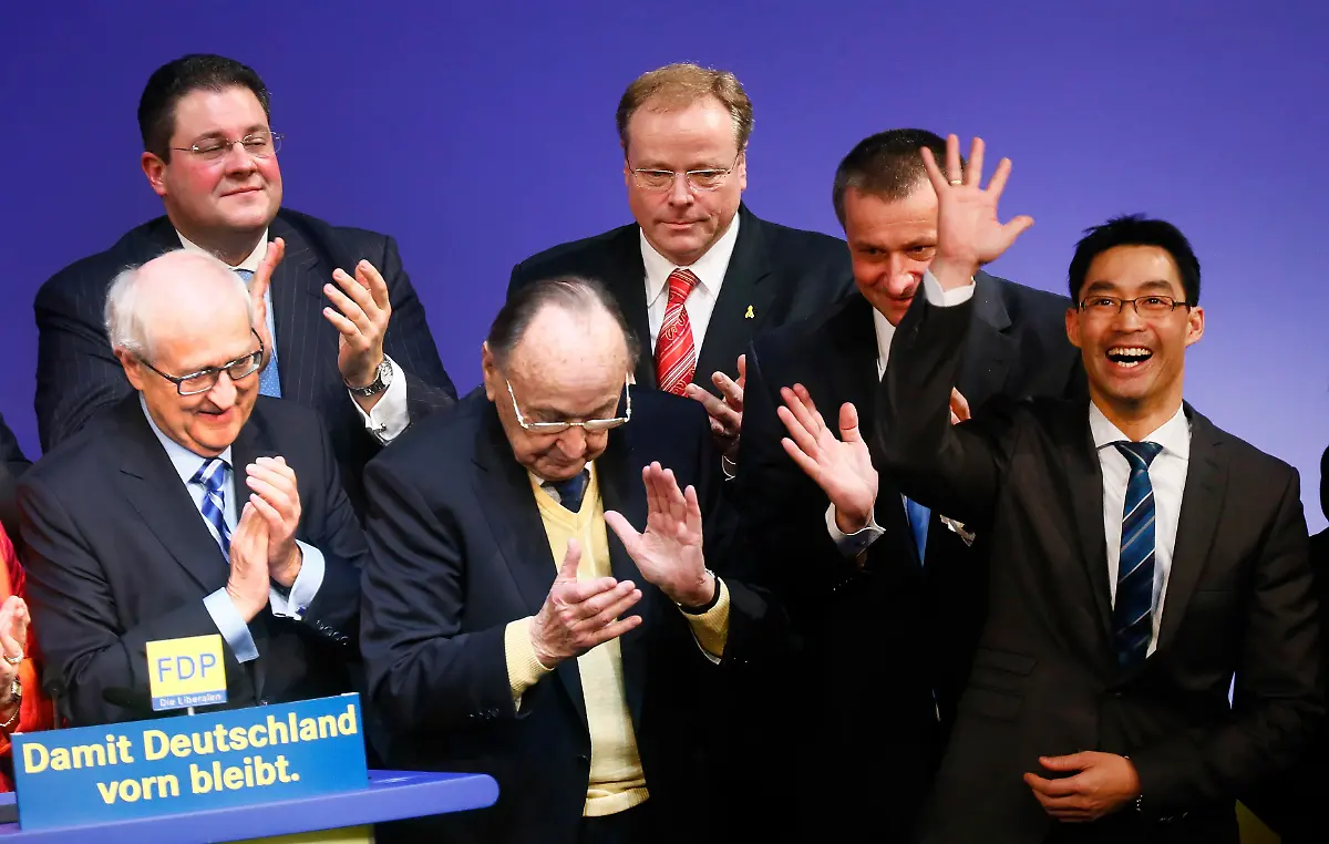 2013-01-06T140555Z-01-ROR06-RTRMDNP-3-GERMANY-POLITICS-FDP-JPG882705669621376248