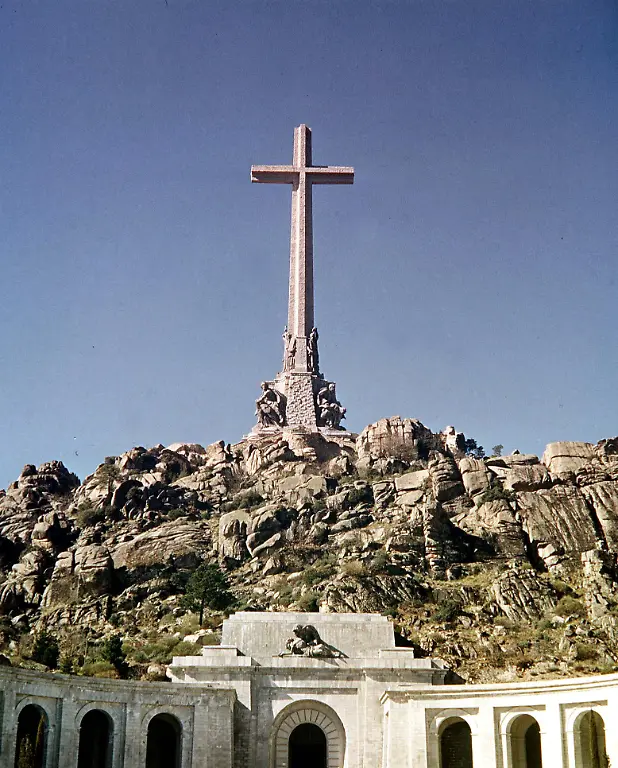 Juancarlos-Gedenkstaette-Francosoldaten