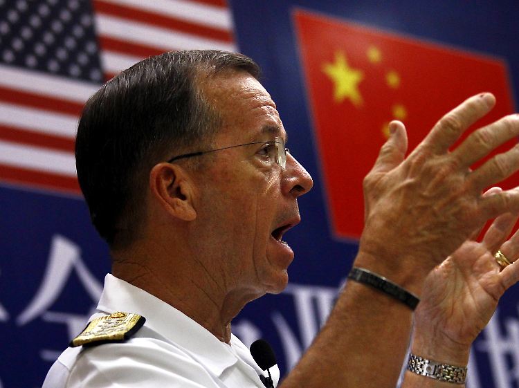 Mit Blick auf die Spratly-Inseln, die bei mehreren Staaten Begehrlichkeiten wecken, warnte Mullen China vor "Fehlkalkulationen".