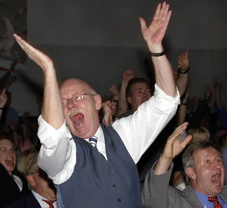 38vs0410-jpg4343659349014338962