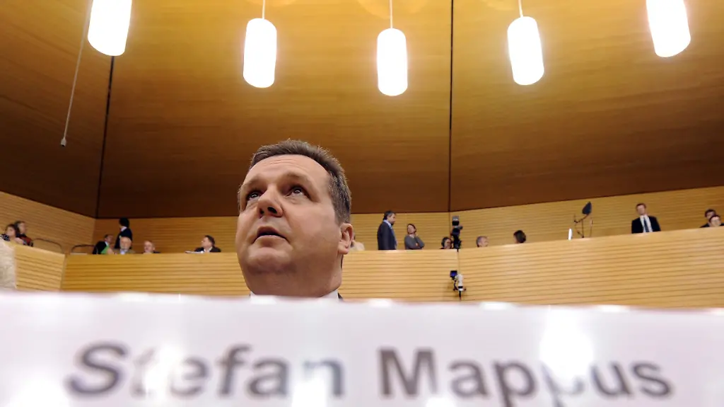 38uy4306-jpg4922431078772454827