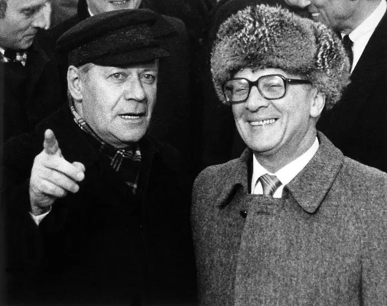 Schmidt-Honecker-1981