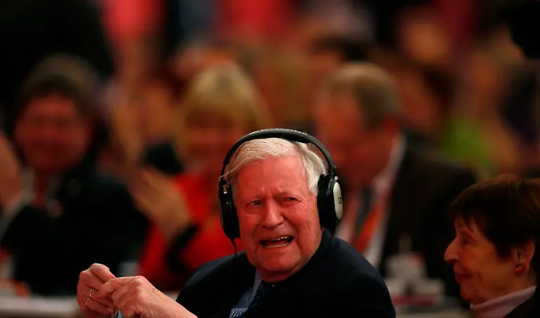 2012-12-09T143219Z-01-KAI47-RTRMDNP-3-GERMANY-SPD-JPG4160109845261886871