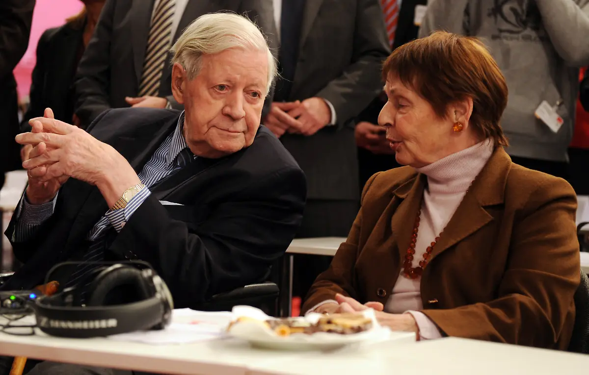 38p10204-jpg2081533137647720079