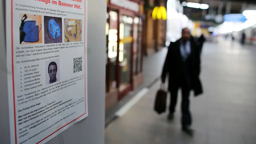 38rr0524-jpg6159702109001564093