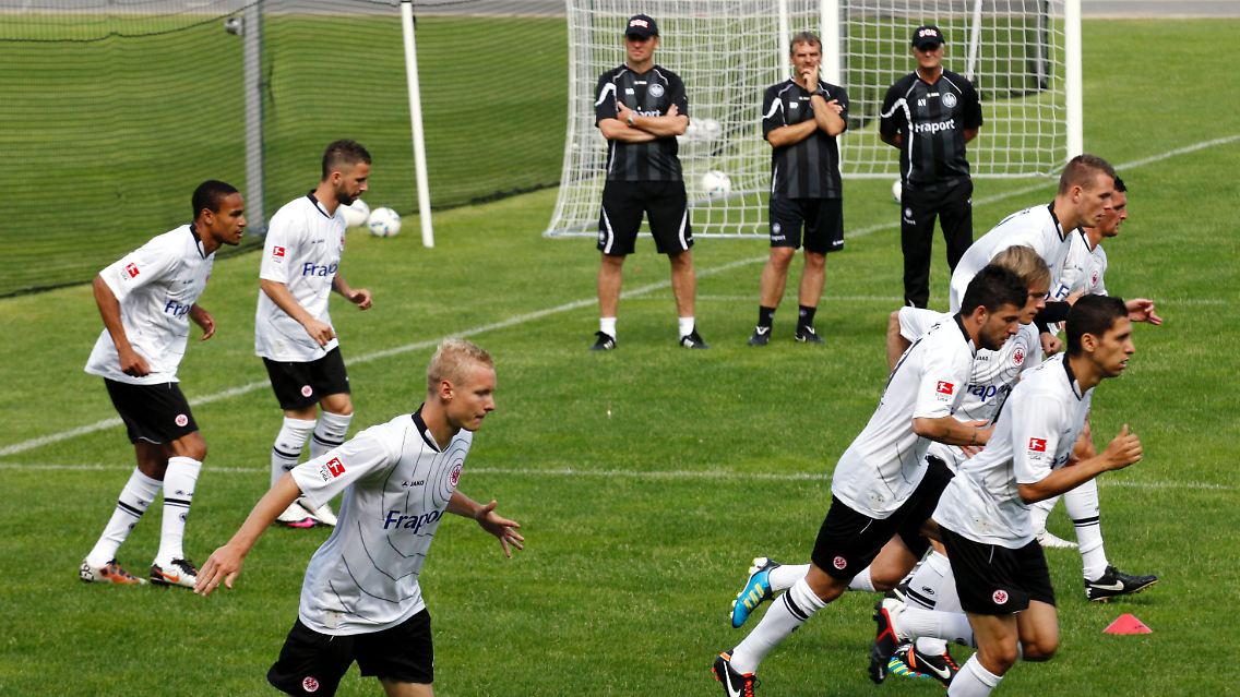 Schwitzen ist angesagt: Eintracht Frankfurt will wieder in das Fußball-Oberhaus.