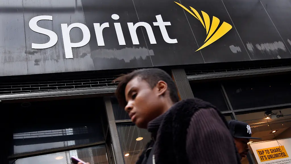 Sprint-strebt-den-Zugriff-auf-die-umfassenden-Mobilfunkfrequenzen-von-Clearwire-an