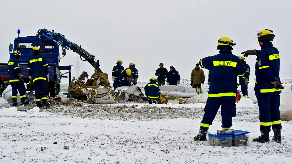 38p35807-jpg8779211534851907257