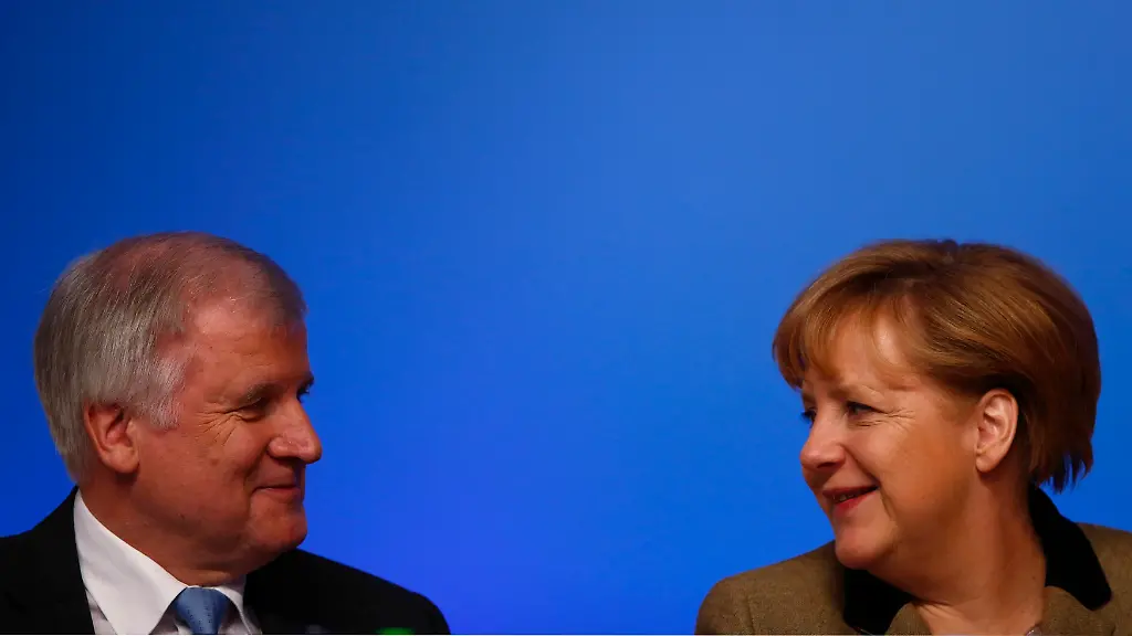 2012-12-05T102507Z-01-KAI17-RTRMDNP-3-GERMANY-CDU-JPG3173970582102487946