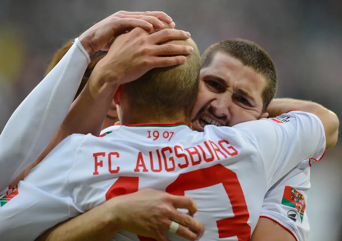 DI30032-20121202-jpg6069877846776425596