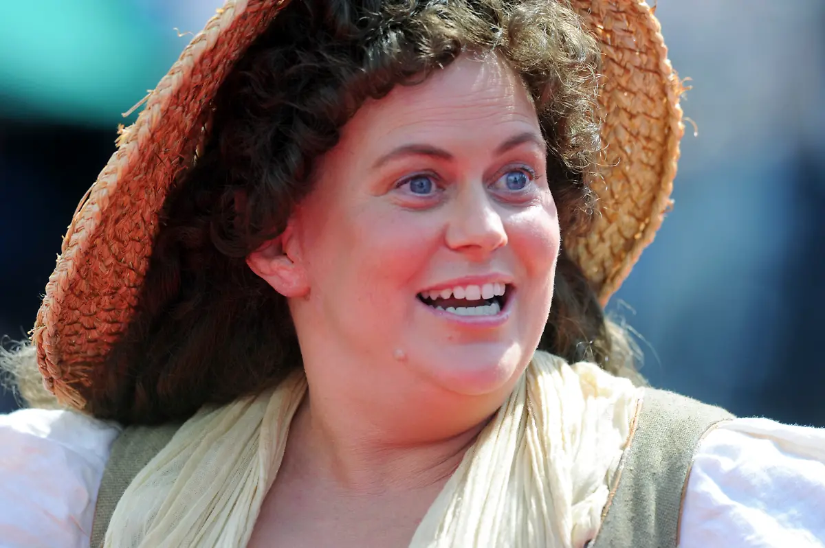 DAB0557-20121128-jpg8096188141631767703