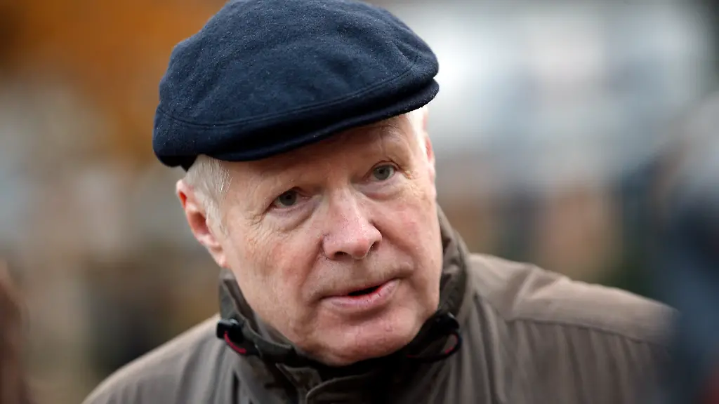 DAB0862-20121127-jpg905894406801598844