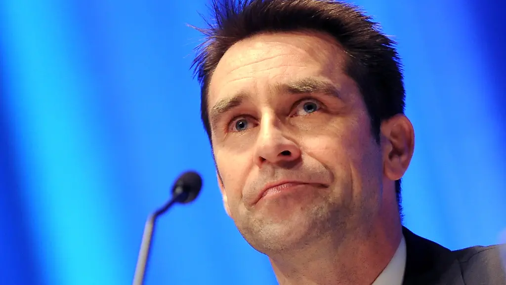 Der-Gesichtsausdruck-taeuscht-Hertha-Manager-Preetz-sieht-den-Verein-in-der-kommenden-Saison-wieder-in-der-1-Fussball-Bundesliga