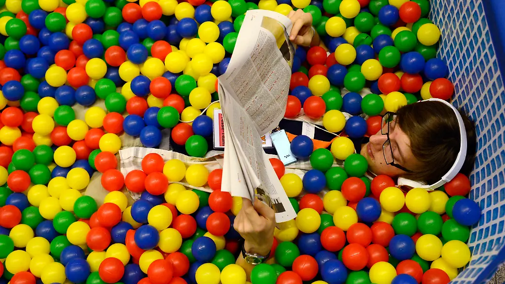 38f43940-jpg7986140186178138124