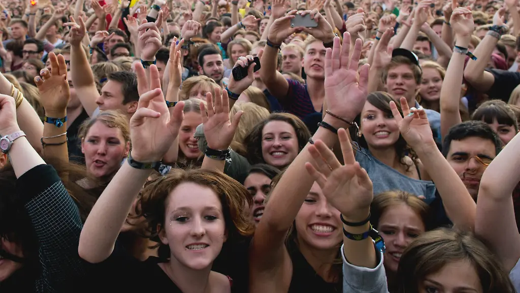 Die-Jugend-spricht-ihre-eigene-Sprache