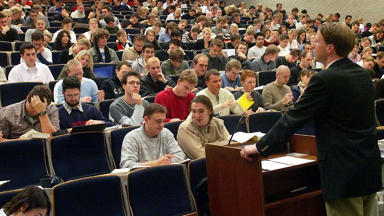 Die heutige Studentengeneration dürfte später nicht sehr wehmütig auf die Uni zurückblicken.