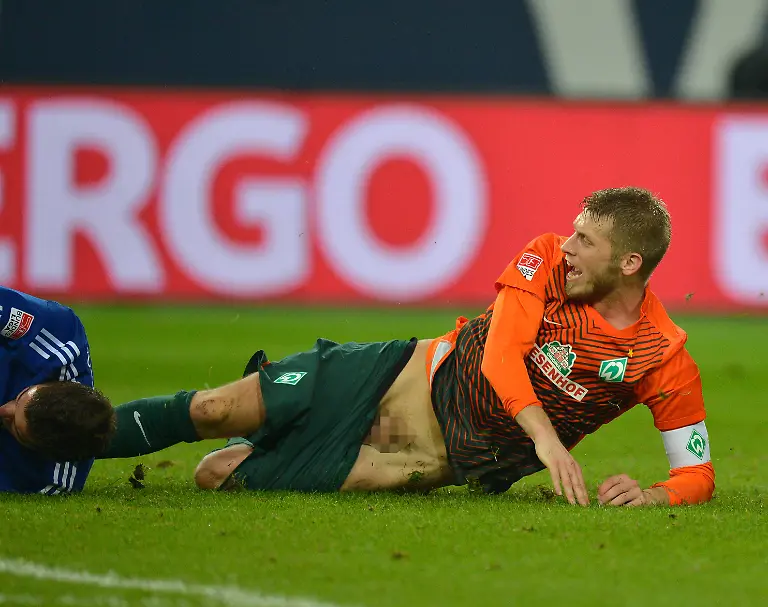 DI30352-20121110-jpg4967177025308571556