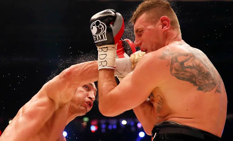 2012-11-10T235557Z-01-MMM104-RTRMDNP-3-BOXING-WORLD-JPG2469646832454684001