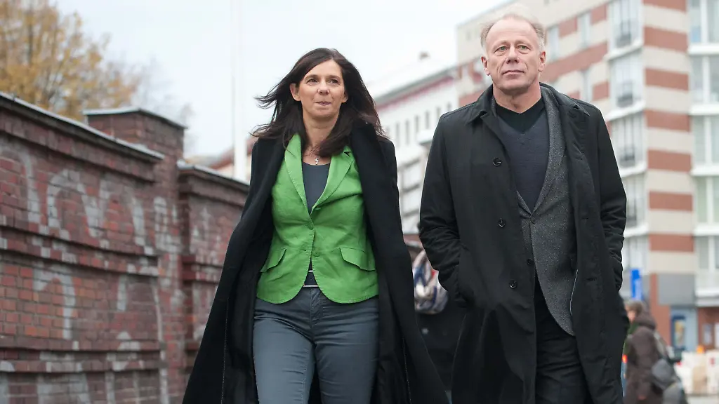 38522059-jpg3109262277585872733