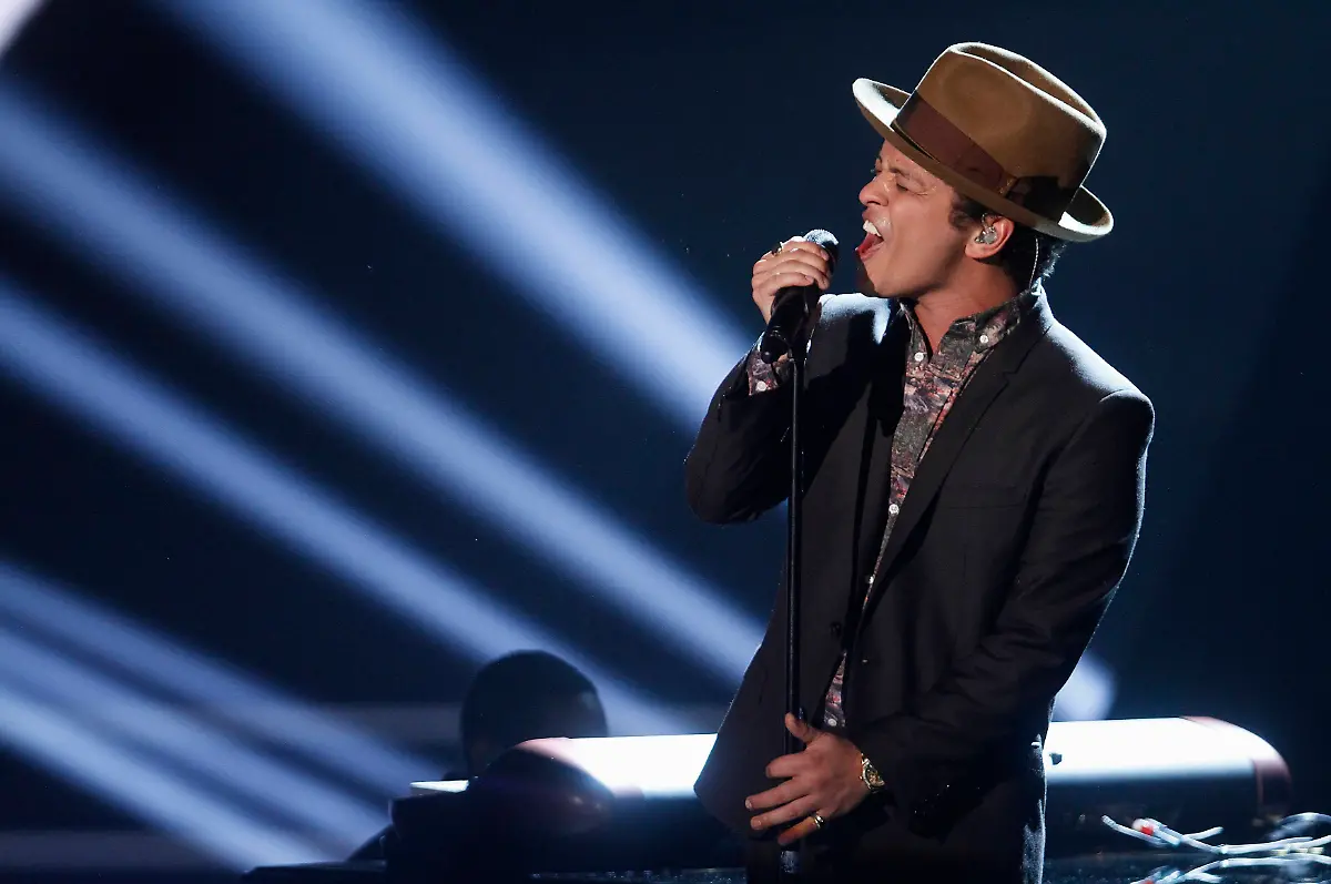 2012-11-08T064454Z-01-NYC359-RTRMDNP-3-USA-JPG8900430755556674708