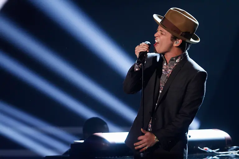 2012-11-08T064454Z-01-NYC359-RTRMDNP-3-USA-JPG8900430755556674708