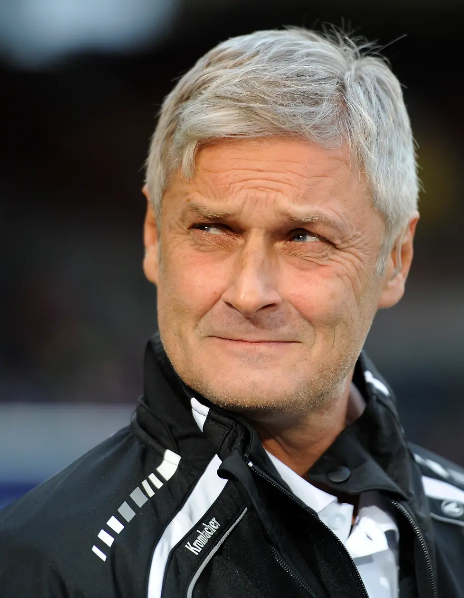 DI30145-20121101-jpg7591154741476385395