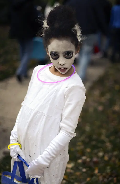 37yr1906-jpg1422992163619670265