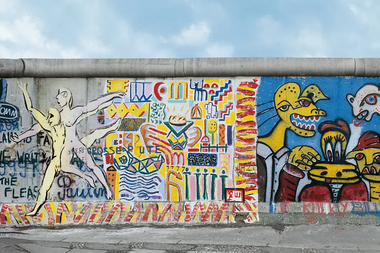 bm-24-01-Montage-600DPI