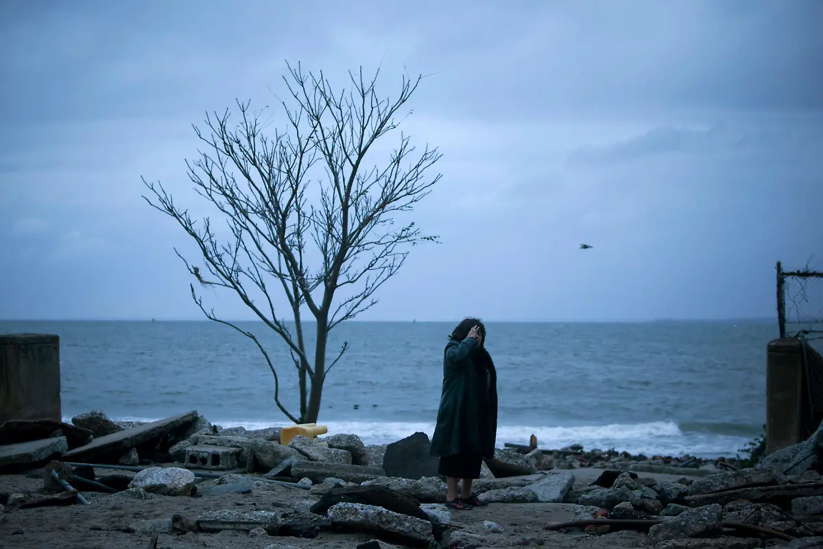 2012-10-30T235442Z-01-NYK308-RTRMDNP-3-STORM-SANDY-JPG3327094183716032982