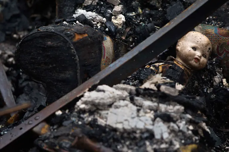 2012-10-30T194327Z-01-SHN616-RTRMDNP-3-STORM-SANDY-JPG5667350092606876012