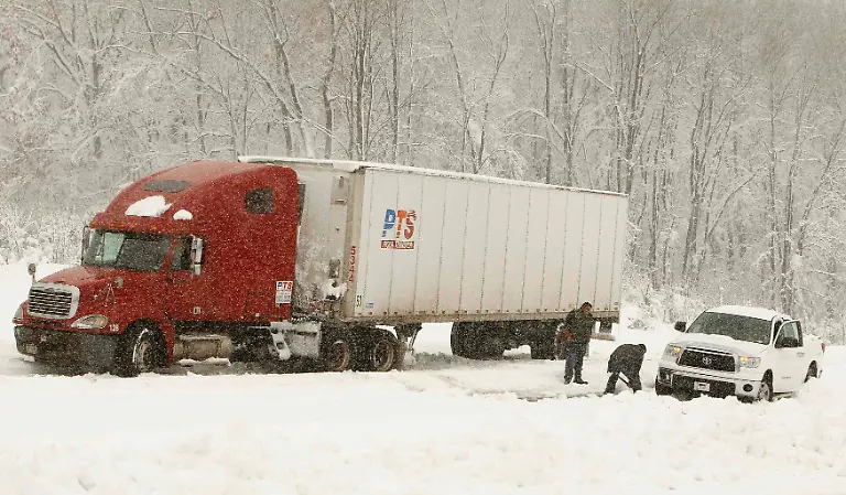 2012-10-30T193102Z-01-GAR06-RTRMDNP-3-STORM-SANDY-JPG3274721451775839882