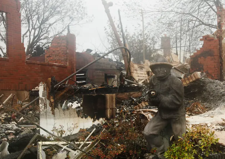 DAB2724-20121030-jpg6446522588816890727