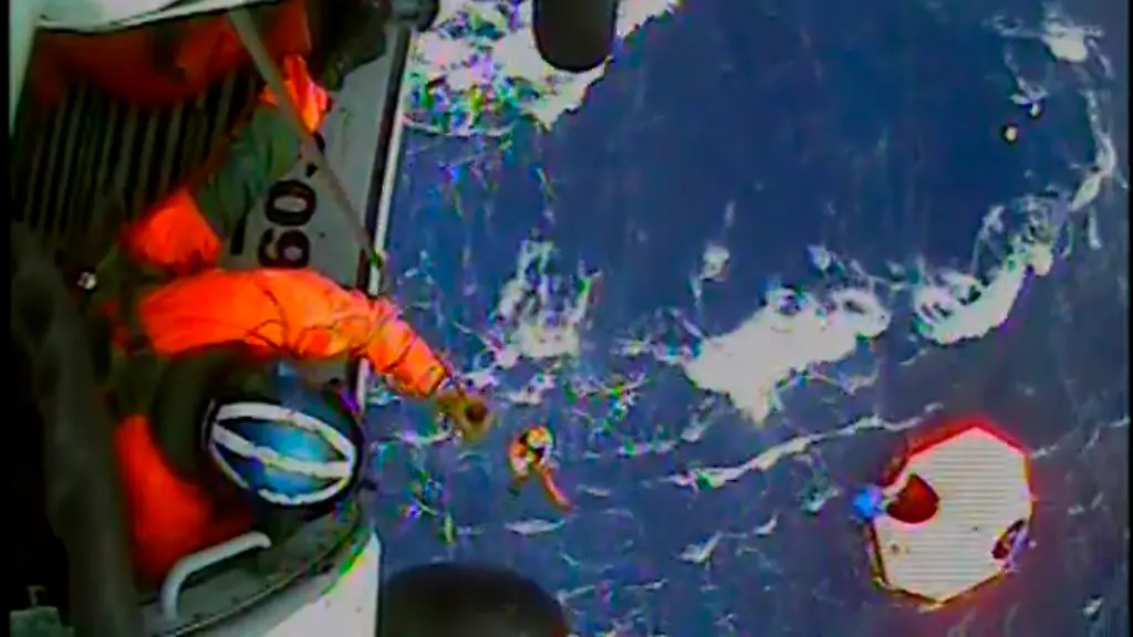 2012-10-29T201257Z-01-TOR681-RTRMDNP-3-STORM-SANDY-BOUNTY-JPG6056430778512241764