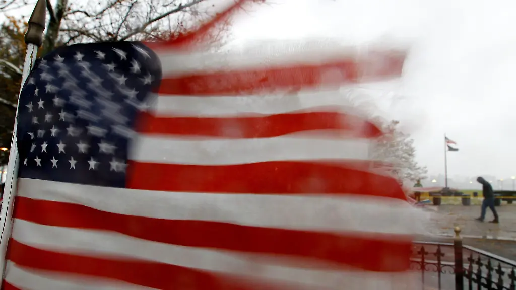 2012-10-29T210930Z-01-HOB321-RTRMDNP-3-STORM-SANDY-HURRICANE-JPG2863428221566378640