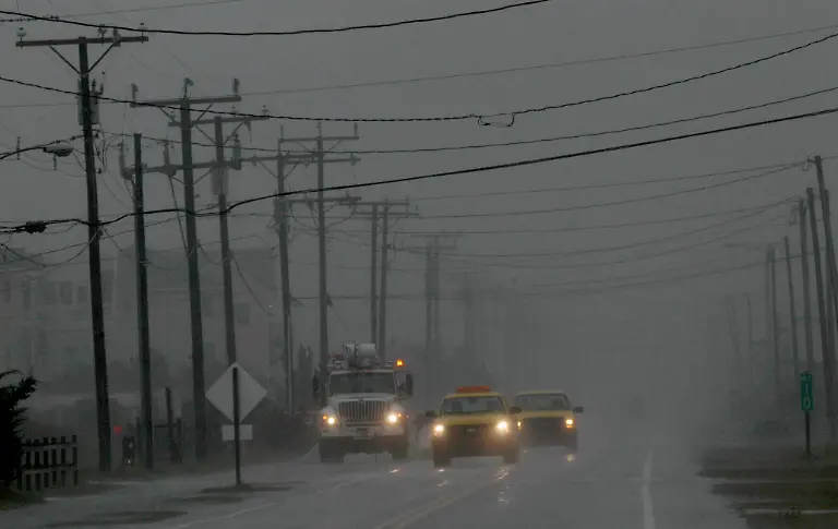 DAB4332-20121028-jpg5091950974942871590