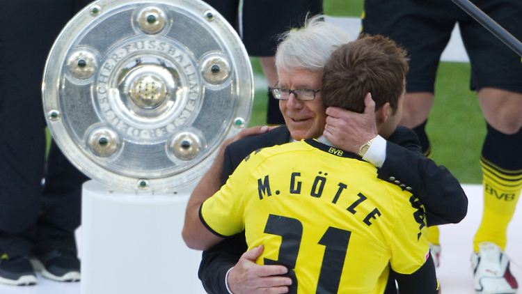 Glückwünsche zum Meistertitel nimmt der BVB nicht mehr entgegen. Erst wieder, falls er die Schale erneut holt.