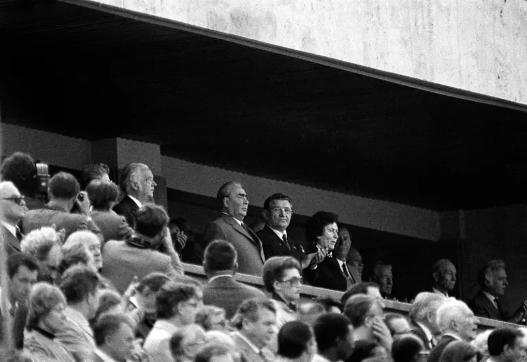 Breschnew-Olympia-Leninstadion-190780